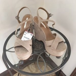 ZARA camel suede wedge, size 38